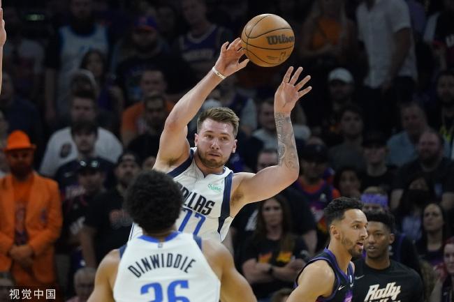 东契奇三节35分独行侠狂胜 太阳抢七大战崩盘_nba