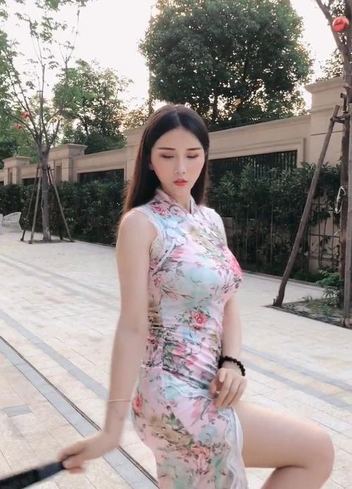 经典旗袍形象,尽显东方女性的魅力