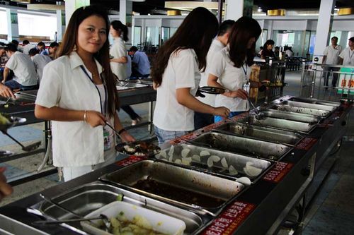 蓝思科技(长沙)有限公司/榔梨