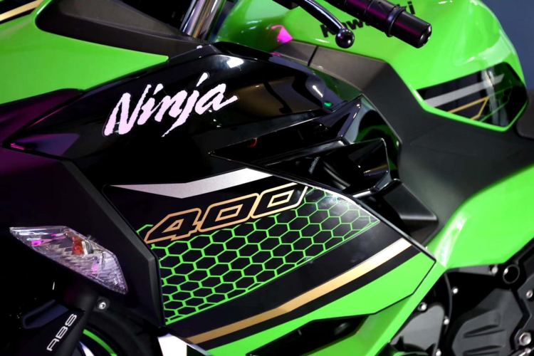 川崎ninja400装贴xpel漆面膜完工
