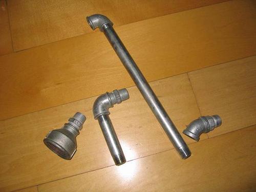 铁水管diy小台灯会不会导电好担心