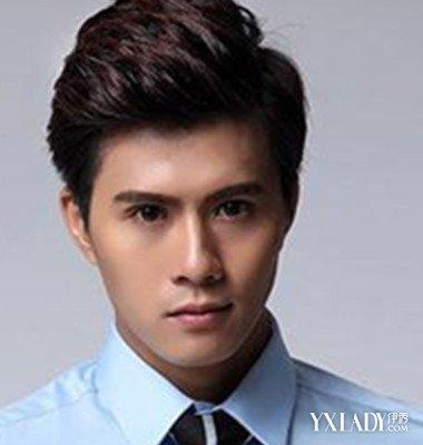 发型 流行发型 / 正文 三七分偏分发型堪称修颜利器,男生梳个斜刘海