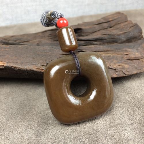 和田玉糖玉四方形平安扣