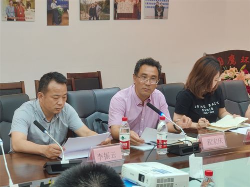 无锡市梁溪区副区长李振云一行领导莅临国鹰环境指导高新企业工作