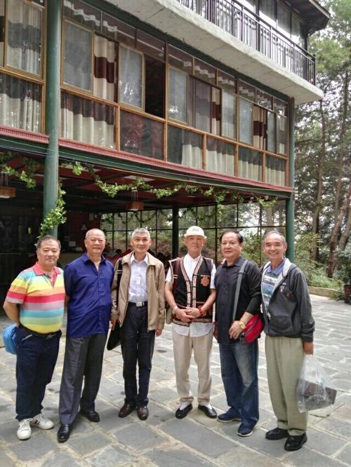 京剧班学生王晓峰,杨太平,刘成恩,张佩箴,孟振亚,卢碧霞,张春森等演出