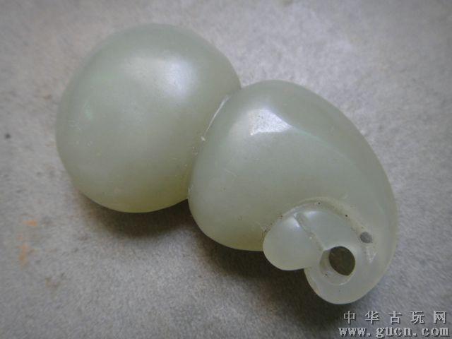 青白玉葫芦玉坠