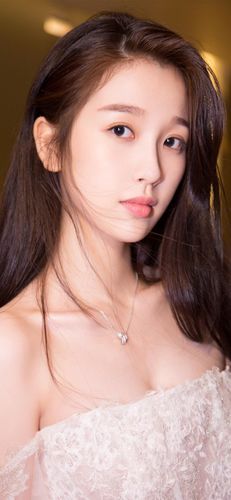 87 mb 原图尺寸:1125*2436 简介:一组精美的虞书欣,虞书, 标签:迷人
