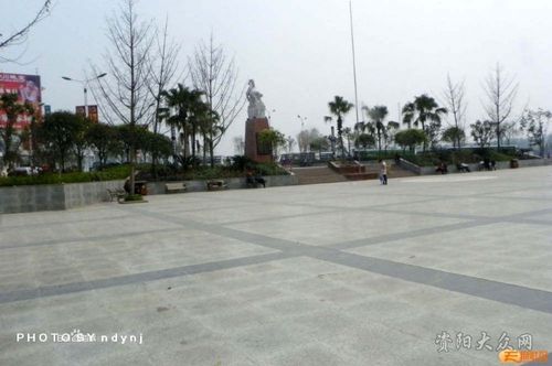 四川省内江市白马镇.还不是内江市最大的镇哦都比我们