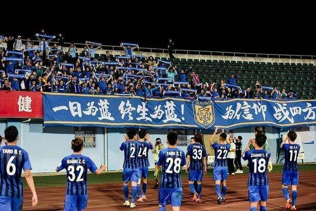 中国足协终于做了一件对事:2019赛季中超球衣全部要印上球员名字