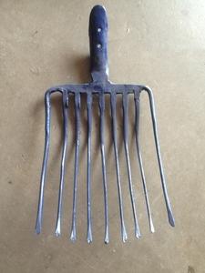 钢叉子农具