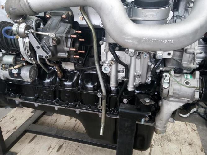 重汽豪沃德国曼mc07国五发动机总成336马力图片价格