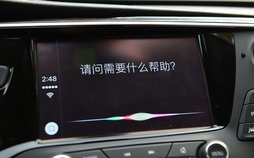siri语音识别要比原车上的更为简单精准