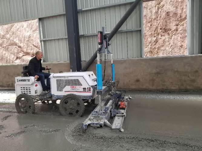 新型两轮激光整平机-机械