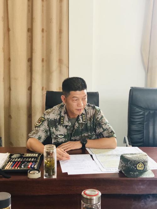 珠湖联圩防汛抗旱指挥部与援鄱抗洪73051部队召开军地协调会