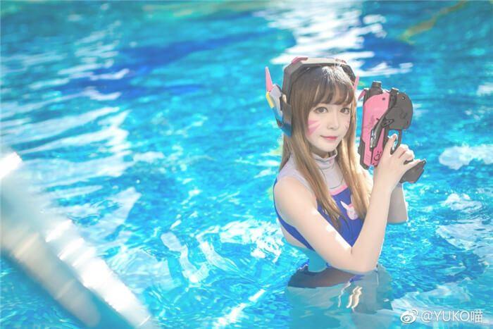 《守望先锋》d.va的泳装cos,清纯中捎带性感