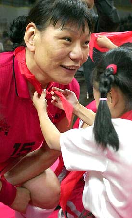 郑海霞坦陈婚恋观:做个单身贵族 享受一人世界