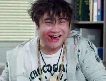 他是唯一能把浴袍穿成龙袍的男人,乔杉:98都这样,298不得起飞