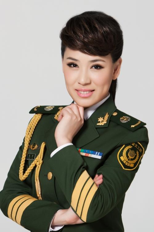 张妍 - 女高音歌唱家