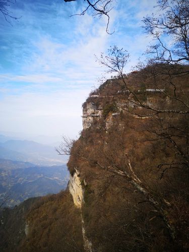 冬日汉中龙头山