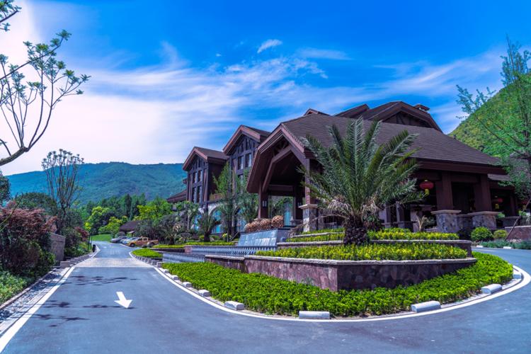 感受绵竹麓棠温泉独有的魅力 麓棠温泉酒店 麓棠温泉度假区,位于国家