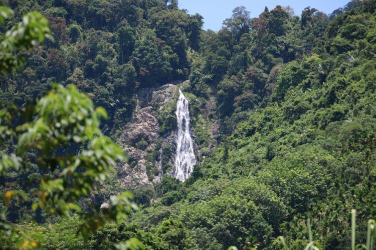 世外桃源之海南琼中细水飞水岭瀑布