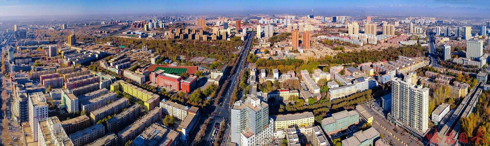 图一:哈密市伊州区城区航拍_jc