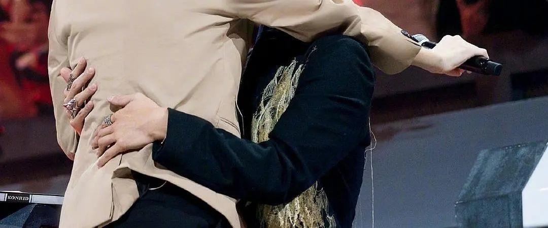 《我们的乐队》先导片根本就是谢霆锋和王俊凯的cp糖点视频,.