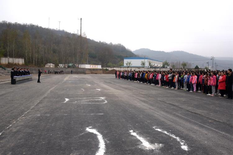 富县初级中学表彰大会