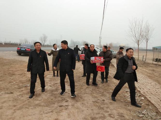 春节前夕,清丰县副县长王相俊,农业农村局局长范华,副