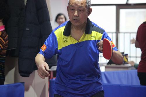 陇西县乒乓球协会副主席汪江宏,陇西华盛集团办公室主任李倩,陇西百胜