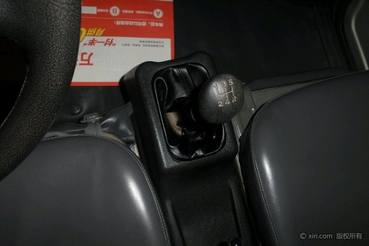 五菱汽车五菱之光档把特写