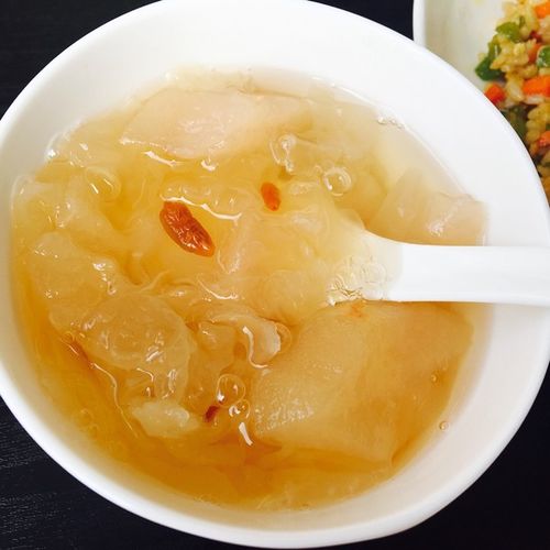 cherry热狗冷猫做的冰糖雪梨银耳羹