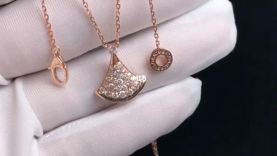 宝格丽扇形项链,玫瑰金满钻小号_项链_玫瑰金_宝格丽怎么样_时尚_配饰