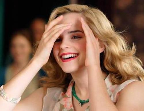 世界最美12位混血儿,奥黛丽赫本是高贵典雅的象征,山田直美是新时代网