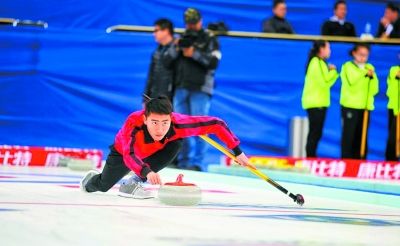 青少年 赛冰壶