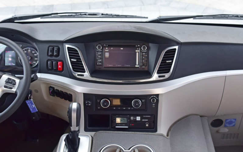 品级质商务接待车宇通t72019款汽油自动公务版,中控台.