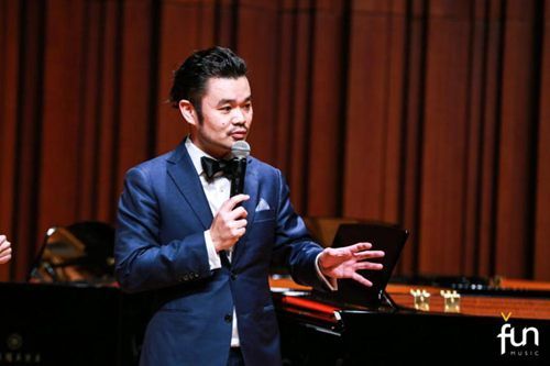 vfun大师盛典:孙鹏杰携南昌老师及琴童演绎钢琴盛典