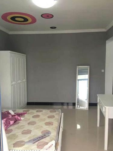 下沙云水地铁站口新雁公寓 1室1厅1卫