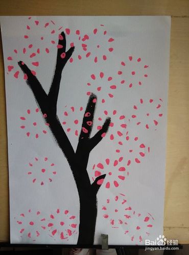 com 工具/原料 颜料 画笔 水彩纸 矿泉水瓶百度经验:jingyan.baidu.