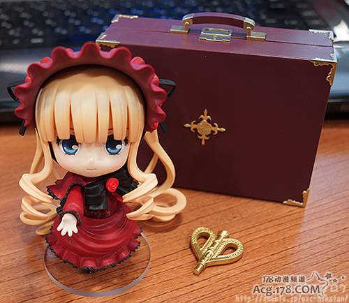 奸笑社「蔷薇少女」真红萌萌粘土人偶预售 附带外出箱
