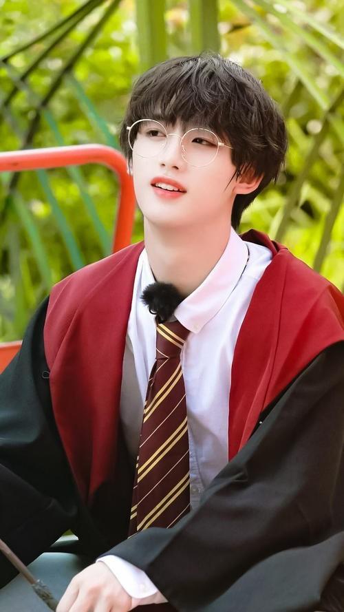 丁程鑫高清图片-时代少年团文案故事-话本小说网