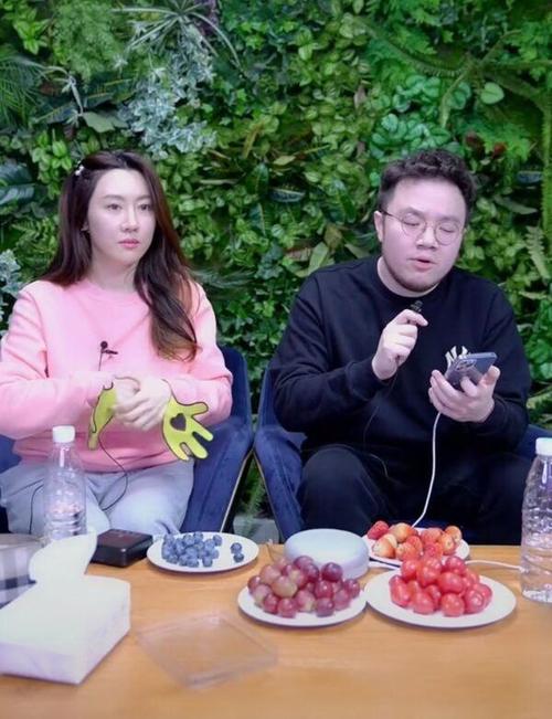 巴图:妈,我想拍戏.找了个比自己大7岁的女演员王博谷