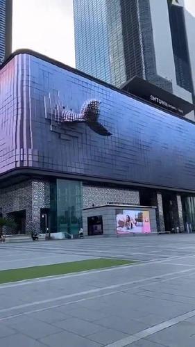 sm公司的显示屏真是设计感科技感超强