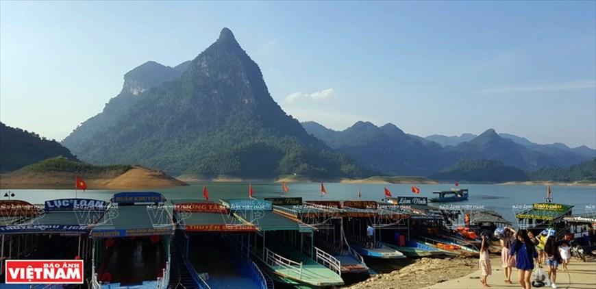 组图:宣光省纳杭湖的原始风貌 | 旅游 | vietnam  (vietnamplus)