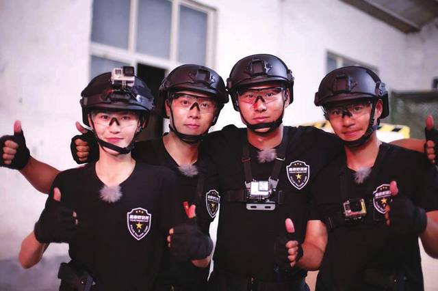 女特警刘洪娟:苦练不言弃英武"霸王花"