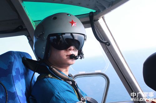 飞行员刘志刚