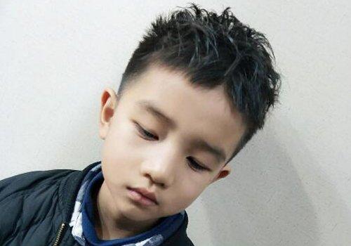 要不要这么帅2020男童两边剃掉短发发型新潮个性妈妈一定给儿子梳