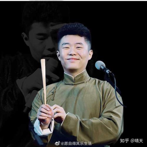 孟鹤堂周九良哪个大褂最好看?