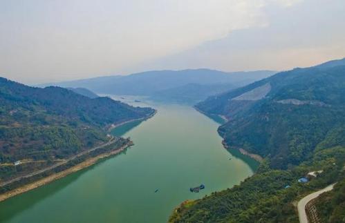 的河流4条↓↓↓         长寿区境内长江流域面积1421
