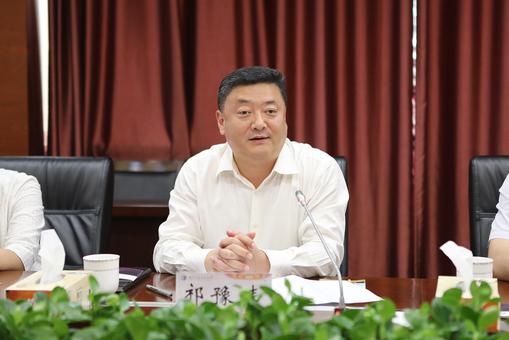 浦口区委书记祁豫玮一行莅校指导深化校地融合